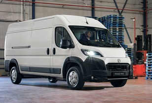 uusi Toyota Proace MAX